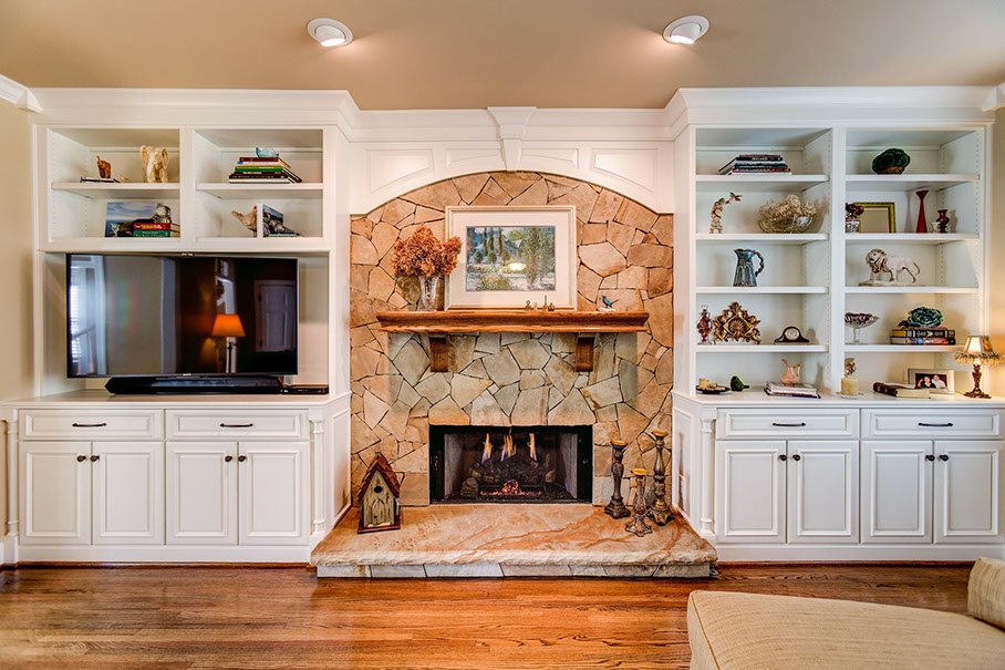 Built-in living room cabinetry and bookcases by Plaistow Cabinet